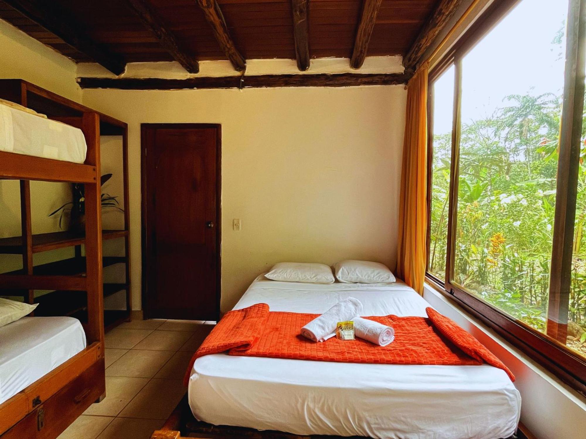 Wisdom Forest Lodge Tena Eksteriør bilde