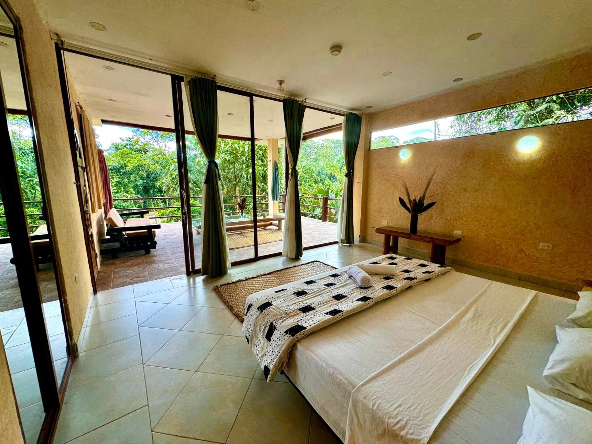 Wisdom Forest Lodge Tena Rom bilde